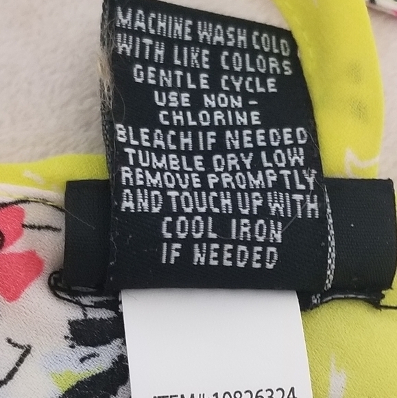 Torrid women's Georgette Floral Print Layered Criss Cross Cami, Size 2 - Picture 8 of 8